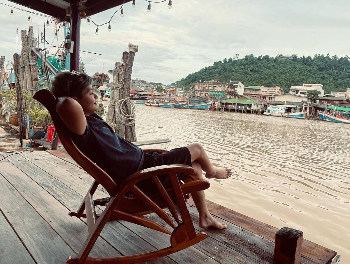 Rub Lom Chom Klong Homestay Chumphon Zewnętrze zdjęcie